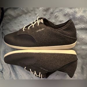 Olukai Shoes 6.5- New